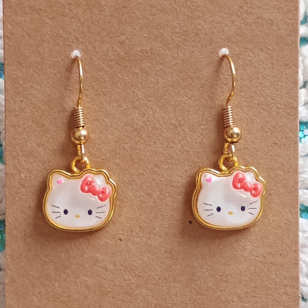 Hello kitty earrings